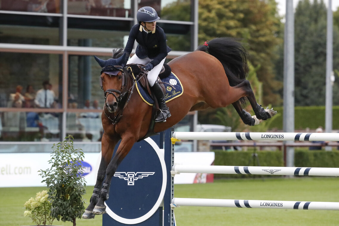 Edwina & Fellow Castlefield placed 8th in Valkenswaard 5* Grand Prix 